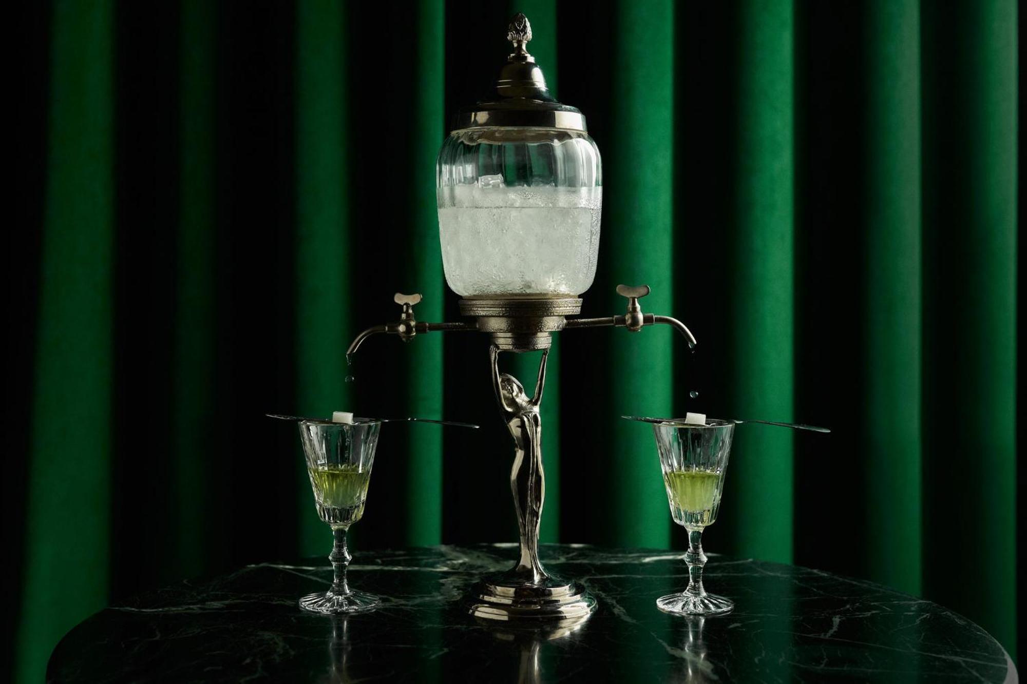 Отель Cafe Royal